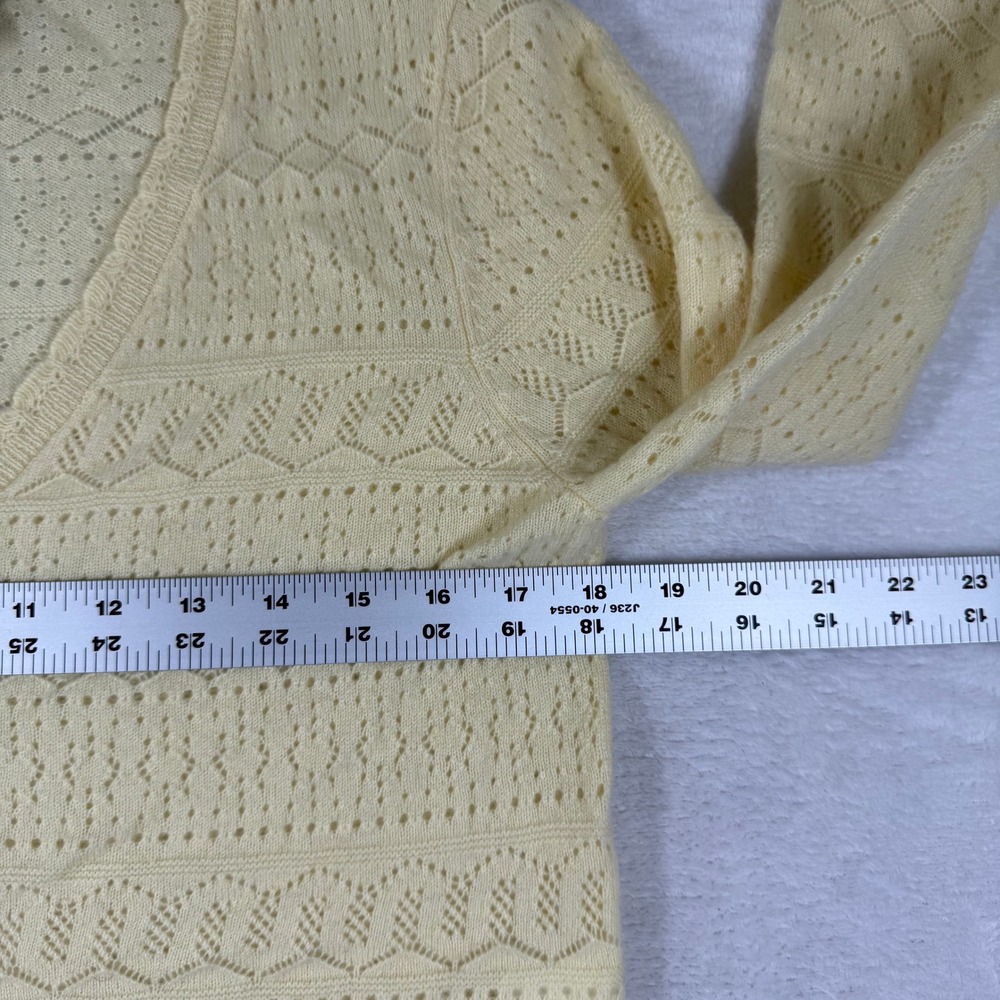 House of Harlow 1960 Yellow 100% Cashmere Pointelle Knit Cropped Cardigan M - Picture 3 of 8